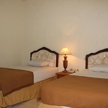 Sinar Bintang Hotel Cepu 外观 照片