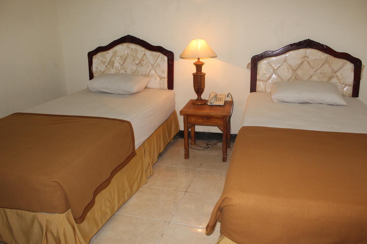 Sinar Bintang Hotel Cepu 外观 照片