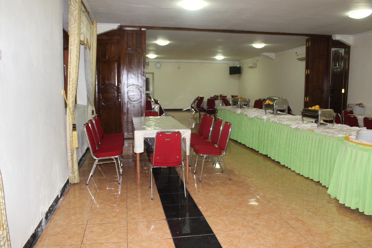 Sinar Bintang Hotel Cepu 外观 照片